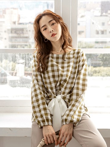 小格紋造型蝴蝶結綁帶收腰長袖上衣