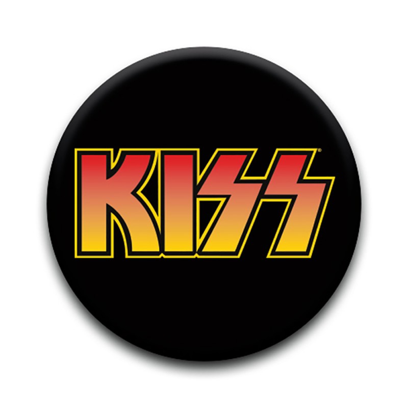 KISS キッス (ジーンシモンズ生誕75周年 ) - LOGO / バッジ 【公式