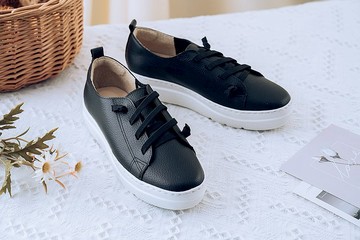 【英式餅乾】軟枕頭足感!舒緩鬆緊帶鞋-免綁帶-黑 22-26.5大尺碼