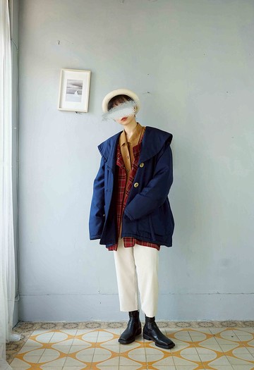 尋寶古著-深藍抽繩大翻領風衣外套