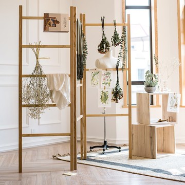 掬涵 實木屏風梯子架 白蠟木原木花架收納架裝飾衣帽架 日式