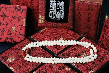 白玉菩提根 8mm圓珠 南紅瑪瑙隔珠 菩提子手珠 手串 母親節送禮