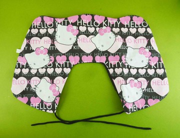 【震撼精品百貨】Hello Kitty 凱蒂貓 旅用頸枕 黑【共1款】 震撼日式精品百貨