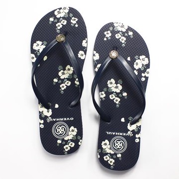 2025春夏新款平底人字拖鞋女橡膠耐磨防滑沙灘夾腳拖鞋女涼鞋