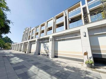 A★燕巢近國道生活機能便利四樓半雙車庫電梯透天｜高雄市燕巢區安東街