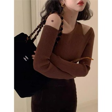 露肩毛衣長袖T恤女秋冬季設計感小眾緊身針織打底衫法式復古上衣