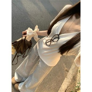 韓系設計感白色V領百搭短袖t恤女夏季新款收腰顯瘦正肩打底衫上衣