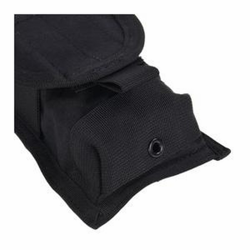 最新人気 BLACKHAWK マガジンポーチ M4他 スタッガード 37CL65