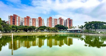 勵志新城乙區面河景大三房平車近雙捷&萬坪公園｜高雄市岡山區河堤路二段