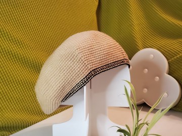 秋冬必備貝雷帽經典時尚棉質純手工勾針編織卡其色黑邊