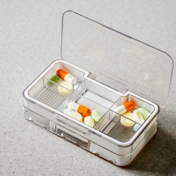 #春季換新 送禮首選  本月新品【UD LAB】多功能切藥磨藥收納盒 CB-H05031