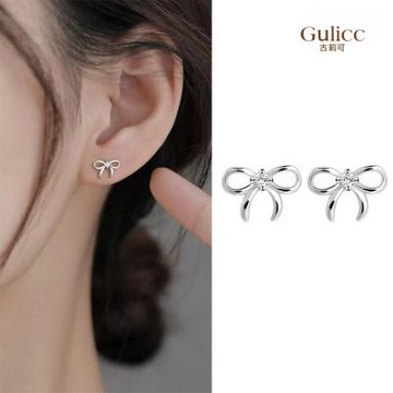 Gulicc 簡約 細緻 蝴蝶結 鋯石 耳環(飾品 耳飾 耳釘 耳扣 耳環 生日禮物 雙11 聖誕節)