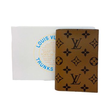 LOUIS VUITTON M26571路易威登 LV 經典Monogram老花護照夾/卡片包
