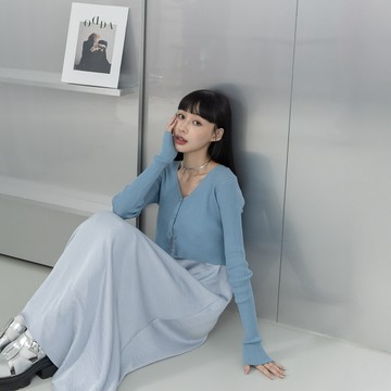 QUEENSHOP_ S 女裝 微透膚坑條針織長袖外套 現+預 【02011188】