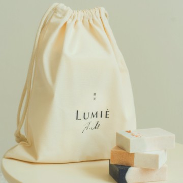 【新品上市路洣帆布袋】路洣豐盛禮盒 - 英國 dook頂級手工海鹽皂組（任選三種口味）