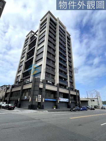 霸氣17米超大面寬雙店面｜苗栗縣竹南鎮博愛街