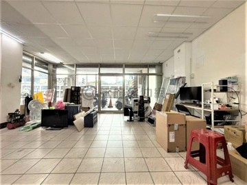 一樓迎賓接客v地下室貨品直接裝車，接單出貨一氣呵成｜新北市樹林區八德街