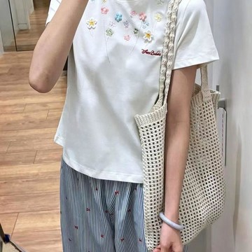 【兒童短袖T恤】 兒童短袖T恤 韓系短袖 刺繡小花T恤 純棉短袖 女童短袖 夏季兒童上衣 正肩短袖 寬鬆短袖 百搭童裝