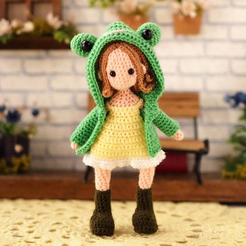 鉤針娃娃/ amigurumi /鑰匙鏈/紅綠色青蛙夾克/玩偶【接單訂製】