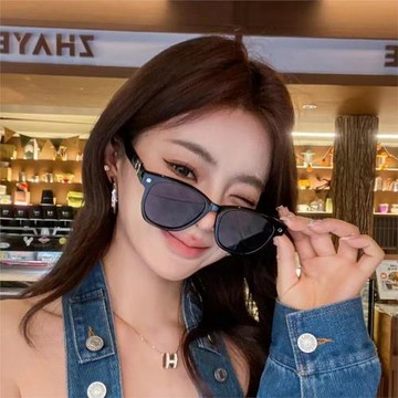 韓版方形辣妹凹造型漸變墨鏡女款圓臉防紫外線遮陽太陽鏡2024新款