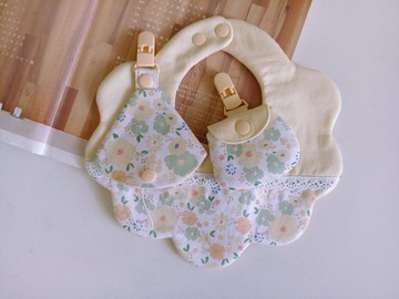 【5日內出貨】花朵 彌月禮物 嬰兒圍兜 奶嘴夾 平安符袋
