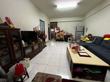 獨家❤️【有電梯公寓三樓】草衙捷運站✅陽台進出三房｜高雄市前鎮區佛東路