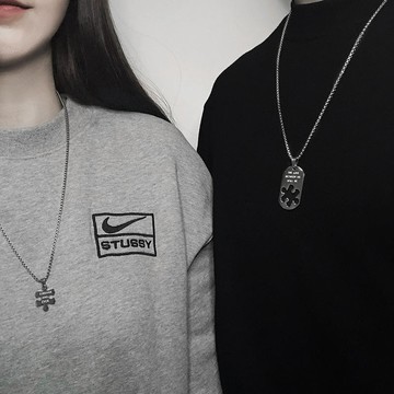 限時特賣🔥 情侶小衆T恤項鏈不掉色鈦鋼鏈女男一對閨蜜學生ins生日禮物送女友 情侶項鏈