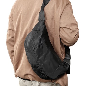 {快速出貨 TW} 休閒肩背包 側背包 大容量肩背包 斜跨包 單肩包 約會包 男包 水餃包 包包 尼龍包 水餃男包 休閒