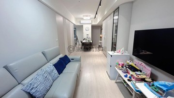 紅樹林岳泰峰碩百萬裝潢3房+平面車位｜新北市淡水區八勢一街