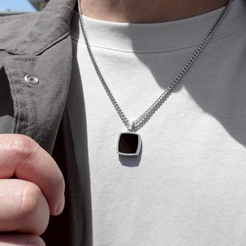 BOSS / 1580648 / Odell 不鏽鋼軍牌項鍊 銀色