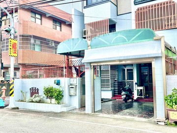 員林全聯旗鑑店旁稀有邊間雙棟大坪數美透天｜彰化縣員林市三條街