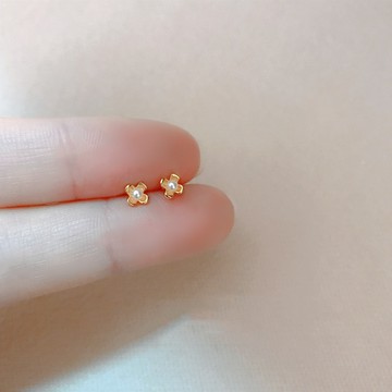 超迷你 N20 小巧珍珠花朵耳針 日韓流行飾品 點綴小花耳環