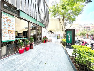 專任❗【昌禾沐月】收租稀有八米面寬店面｜新竹縣竹北市莊敬五街