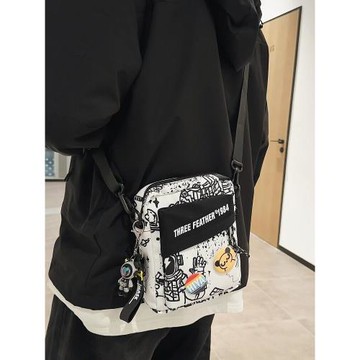 森系小挎包男生出行潮牌單肩包男士隨身輕便包包男手機包女斜挎包