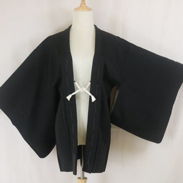 日本古著黑色羽織 | 織紋 | 雅致和服開襟衫