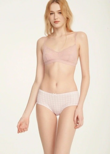 大人未滿．花邊高腰三角內褲(米白-格子小千鳥)