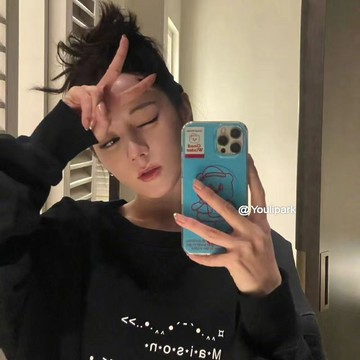 【台灣發貨 特價處理】迪麗熱巴同款藍小熊8適用iPhone13女14promax蘋果15潮11軟12可愛x