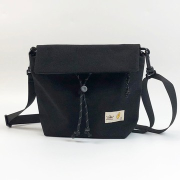 VA.outdoor防潑水單肩斜跨反折小包