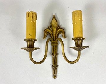 法國 1930 年實心青銅百合花圖案古董單壁壁燈