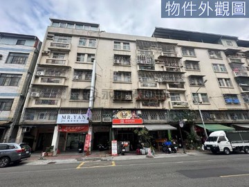 衛武營、鳳新高中三陽台明亮大四房｜高雄市鳳山區新富路