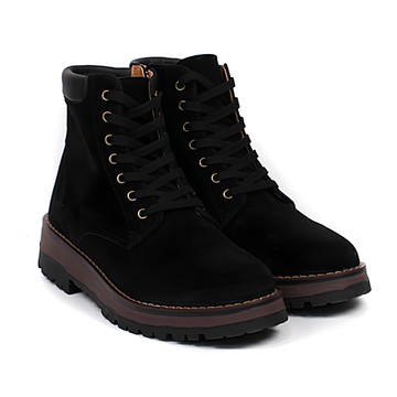 拉布德 男士舒適日常麂皮工裝靴 7公分  黑色的  250