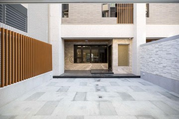高雄車站商圈大地坪電梯雙車庫豪墅｜高雄市三民區通化街