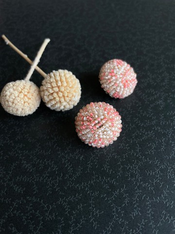 老又好古董珠寶少見義大利粉紅串珠圓形夾式耳環 C424