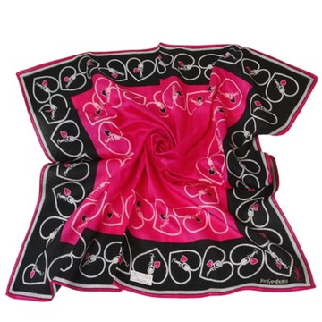 YSL Yves Saint Laurent 浮水印字母LOGO愛心圖騰大帕領巾(桃紅底/黑邊/58CM)
