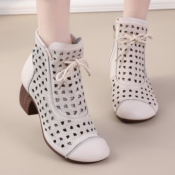 夏季新款真皮中跟洞洞涼鞋馬丁靴高筒舒適復古包頭女涼靴粗跟鏤空