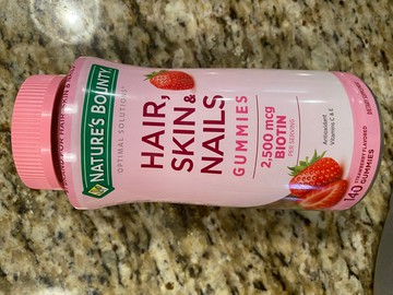 美國原裝 Nature's Bounty Biotin 2500mcg 生物素草莓軟糖-140顆