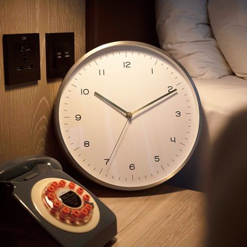 12吋細緻高雅金屬掛鐘-香檳金