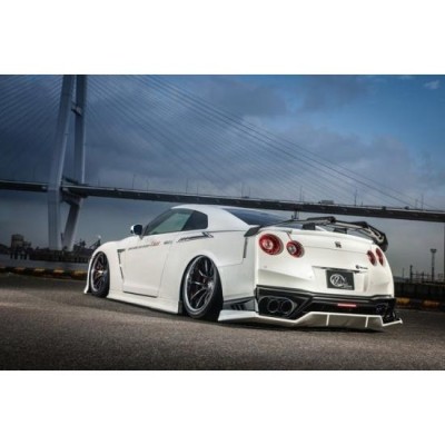 KUHL RACING 35R-SS リアフローティングディフューザー R35 GT-R 対応 前期 中期 後期 社外エアロパーツ FRP素材  クールレーシング | LINEショッピング