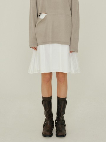 Top-stitch Flare Skirt [White Cotton]