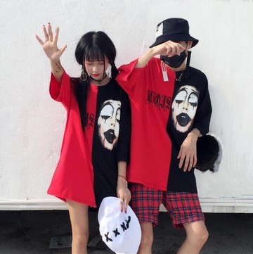 FINDSENSE MD 日系 潮 男女 情侶裝 寬鬆 黑紅拼接 小丑圖案 時尚學生T恤 班服 短袖T恤 特色短T